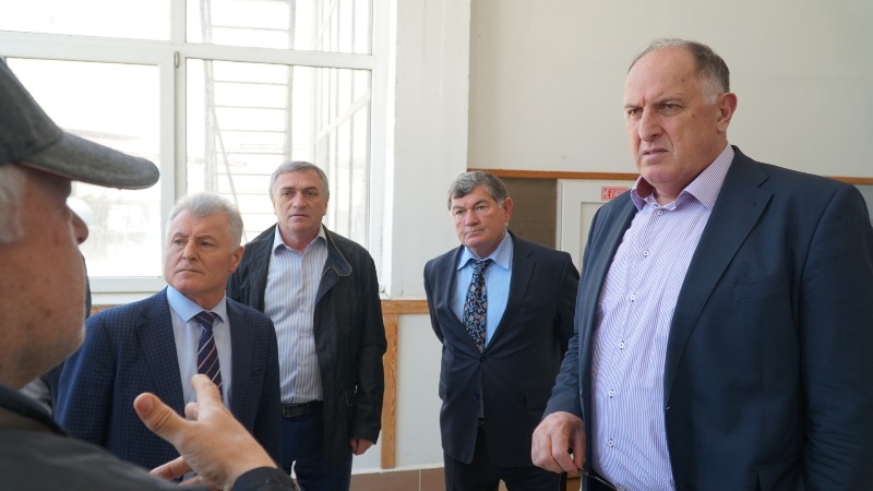 Правительство Дагестана разработает меры финансового оздоровления Кикунинского консервного завода